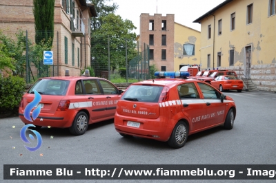 Fiat Grande Punto
Vigili del Fuoco
Comando Provinciale di Siena
VF 25193
Parole chiave: Fiat Grande_Punto VF25193