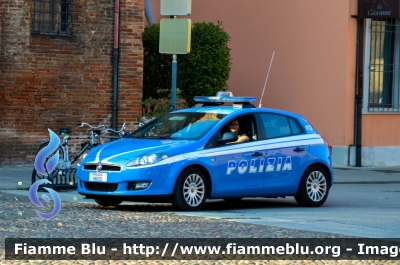 Fiat Nuova Bravo
Polizia di Stato
Squadra Volante
POLIZIA H8012
Parole chiave: Fiat Nuova_Bravo POLIZIAH8012 Viva_2014