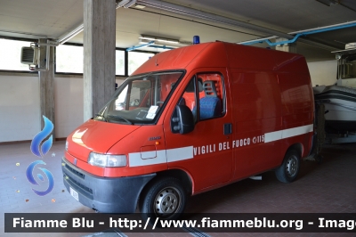 Fiat Ducato II Serie
Vigili del Fuoco
Comando Provinciale di Forlì Cesena
VF 20953
Parole chiave: Fiat Ducato_IISerie VF20953