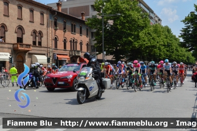 Bmw R1200RT II serie
Polizia di Stato
Polizia Stradale
In scorta al Giro d'Italia 2018
Parole chiave: Bmw R1200RT_IIserie Giro_d_Italia_2018