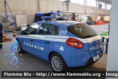 Fiat Nuova Bravo
Polizia di Stato
Squadra Volante
In esposizione al Reas 2013
POLIZIA H6145

Parole chiave: Fiat Nuova_Bravo POLIZIAH6145 Reas_2013