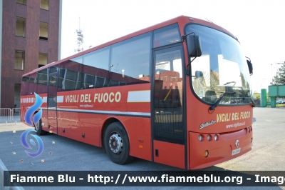 Irisbus Dallavia Tiziano
Vigili del Fuoco
VF 23486
Parole chiave: Irisbus Dallavia_Tiziano VF23486