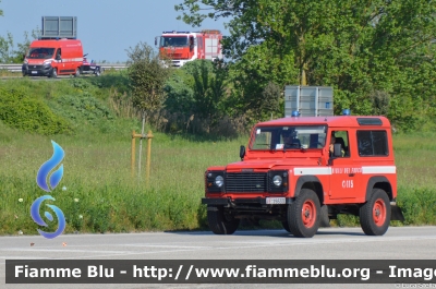 Land Rover Defender 90
Vigili del Fuoco
Comando Provinciale di Bologna
Distaccamento Permanente di Imola
VF 19533
Parole chiave: Land-Rover Defender_90 VF19533