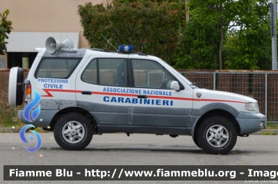 Tata Safari
Associazione Nazionale Carabinieri
Protezione Civile Sezione di Ferrara
Parole chiave: Tata Safari
