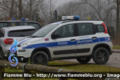 Fiat Nuova Panda 4x4 II serie
Polizia Locale Comacchio (FE)
Parole chiave: Fiat Nuova_Panda_4x4_IIserie