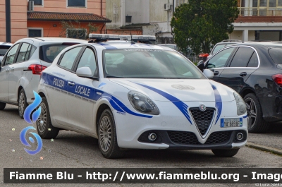 Alfa-Romeo Nuova Giulietta
Polizia Locale
Polizia del Delta
Allestimento Bertazzoni
POLIZIA LOCALE YA 669 AF
Parole chiave: Alfa-Romeo NuovaGiulietta POLIZIALOCALEYA669AF