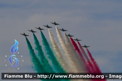 Aermacchi MB339PAN
Aeronautica Militare Italiana
313° Gruppo Addestramento Acrobatico
Stagione esibizioni 2018
Valore Tricolore
Parole chiave: Aermacchi MB339PAN Air_Show_2018