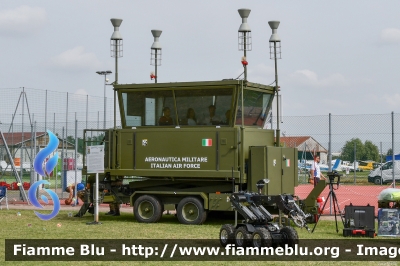 Torre Controllo Mobile
Aeronautica Militare Italiana
Aeroporto di Verona-Villafranca - 3° Stormo
Parole chiave: Ferarar