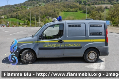 Fiat Doblò II serie
Guardia Di Finanza
Servizio Cinofili
GdiF 518 BC
Parole chiave: Fiat DoblòIIserie GdiF518BC