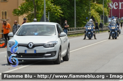 Renault Megane III serie restyle
Polizia di Stato
Parole chiave: Renault Megane_III_serierestyle Giro_D_Italia_2021