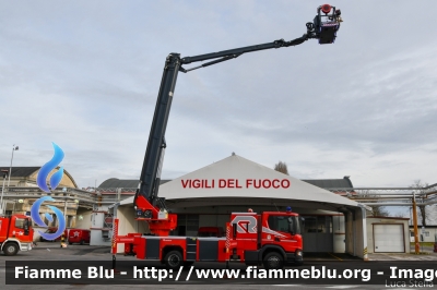 Scania P360 III serie
Servizio Antincendio Aziendale IFM
Polo chimico di Ferrara
Allestimento Rosenbauer
Parole chiave: Scania P360_IIIserie