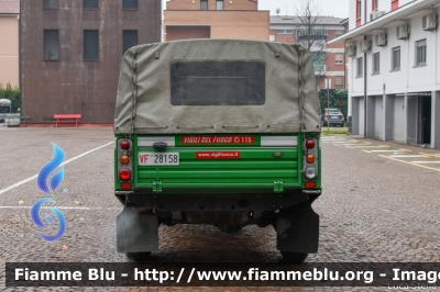 Land Rover Defender 110
 Vigili del Fuoco
Comando Provinciale di Reggio Emilia 
Nucleo SAF Fluviale
VF 28158
Parole chiave: Land-Rover Defender_110 VF28158