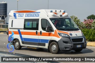 Peugeot Boxer III serie
Italy Emergenza Coop Sociale
Allestita Vecotras
Parole chiave: Peugeot Boxer_IIIserie Ambulanza 1000_Miglia_2022