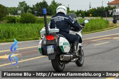 Honda Deauville III serie
Polizia Locale Brescia
POLIZIA LOCALE YA 01483
In scorta alla 1000 Miglia 2023
Parole chiave: Honda Deauville_IIIserie POLIZIALOCALEYA01483 1000_Miglia_2023