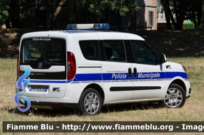 Fiat Doblò IV serie
Polizia Locale Ferrara
Auto 29
Parole chiave: Fiat Doblò_IVserie