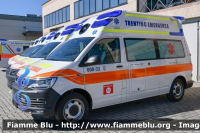 Wolksvagen Transporter T6
A.P.S.S. Trento
118 Trentino Emergenza
Allestimento EDM Forlì
000-32
Parole chiave: Wolksvagen Transporter_T6 Ambulanza