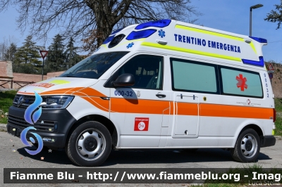 Wolksvagen Transporter T6
A.P.S.S. Trento
118 Trentino Emergenza
Allestimento EDM Forlì
000-32
Parole chiave: Wolksvagen / Transporter_T6 / Ambulanza