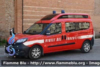 Fiat Doblò XL IV serie
Vigili del Fuoco
Comando Provinciale di Ferrara
VF 31102
Parole chiave: Fiat Doblò_XL_IVserie VF31102