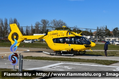 Airbus Helicopter H145
ENI
Soccorso Sanitario Aziendale
Piattaforme Petrolifere Alto Adriatico
Parole chiave: Airbus-Helicopter H145
