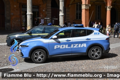 Alfa Romeo Tonale
Polizia di Stato
Squadra Volante
Allestimento FCA
POLIZIA M7982
Parole chiave: Alfa-Romeo Tonale POLIZIAM7982