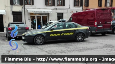 Alfa Romeo 159
Guardia di Finanza
GdiF 019 BH
Parole chiave: Alfa-Romeo 159 GdiF019BH