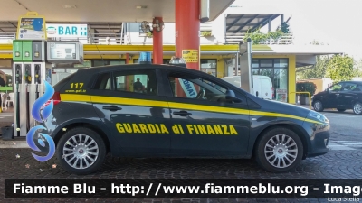 Fiat Nuova Bravo
Guardia di Finanza
GdiF 503 BF
Parole chiave: Fiat Nuova_Bravo GDIF503BF