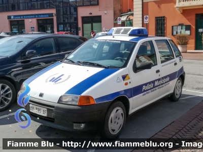 Fiat Punto I Serie
Polizia Municipale 
Unione dei Comuni dell'Alto Ferrarese
Parole chiave: Fiat Punto_ISerie