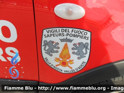 Fiat Sedici
Vigili del Fuoco
Corpo Permanente di Aosta
VF 26102
Particolare logo regione Valle d'Aosta
Parole chiave: Fiat Sedici VF26102 Reas_2011