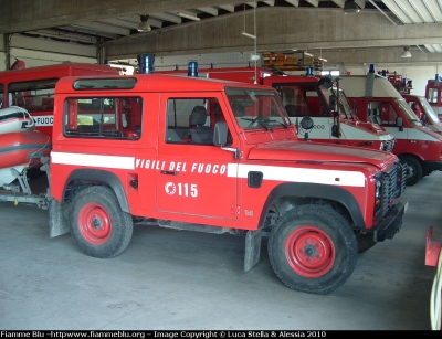 Land Rover Defender 90
Vigili del Fuoco 
Comando Provinciale di Ferrara

Parole chiave: Land-Rover Defender_90