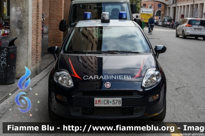 Fiat Punto VI serie
Carabinieri
Polizia Militare presso
Aeronautica Militare
C.O.F.A.
Poggio Renatico (FE)
AM CR 378
Parole chiave: Fiat Punto_VIserie AMCR378