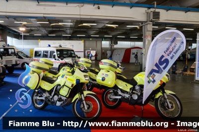 Honda Transalp
Associazione Nazionale Carabinieri 
Valle del Chiese
Parole chiave: Honda Transalp Motomedica Reas_2015