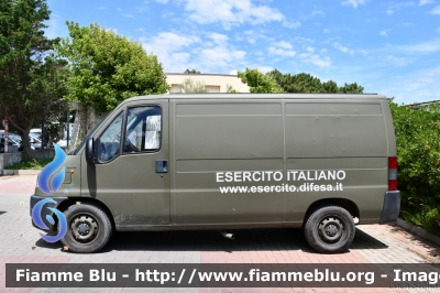 Fiat Ducato II serie
Esercito Italiano
EI BG 281
Parole chiave: Fiat Ducato_IIserie EIBG281 Air_Show_2018