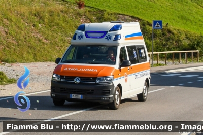 Volkswagen Transporter T6
Croce Bianca Paganella
Allestimento Ambulan Mobile
135-35
Parole chiave: Volkswagen Transporter_T6 Ambulanza