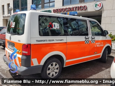 Volkswagen Transporter T5 restyle
118 Regione Emilia Romagna
Azienda USL di Bologna
Trasporto Equipe Trapianti "BO872"
Allestimento Vision
Parole chiave: Volkswagen Transporter_T5_restyle Automedica Ambulanza