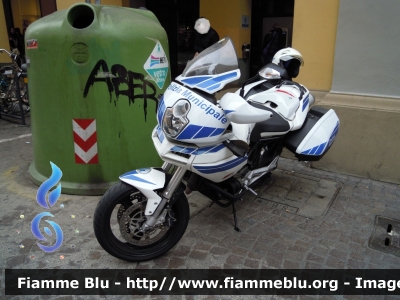 Ducati Multistrada 620
Polizia Municipale
Comune di Bologna
Parole chiave: Ducati Multistrada_620