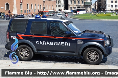 Land Rover Discovery 4
Carabinieri
VIII Battaglione "Lazio"
CC BJ 066
Parole chiave: Land-Rover Discovery_4 CCBJ066 Festa_della_Repubblica_2015