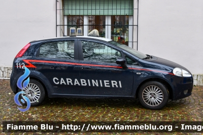 Fiat Grande Punto
Carabinieri
CC CJ 719
Parole chiave: Fiat Grande_Punto  CCCJ719 Santa_BArbara_2022