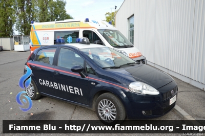 Fiat Grande Punto
Carabinieri
CC CP 987
Parole chiave: Fiat Grande_Punto CCCP987 Reas_2015