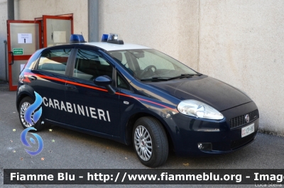 Fiat Grande Punto
Carabinieri
CC CP 987
Parole chiave: Reas_2017 Fiat Grande_Punto CCCP987
