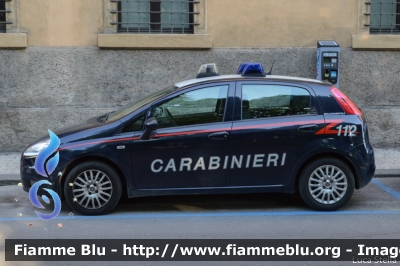 Fiat Grande Punto
Carabinieri 
CC DD 976
Parole chiave: Fiat Grande_Punto CCDD976 Raduno_ANC_2018