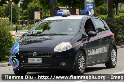 Fiat Grande Punto
Carabinieri
CC DH 863
Parole chiave: Fiat Grande_Punto CCDH863 Giro_D_Italia_2019