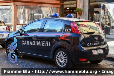 Fiat Punto VI serie
Carabinieri
Seconda Fornitura
CC DL 877
Parole chiave: Fiat Punto_VIserie CCDL877 festa_Forze_Armate_2019