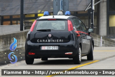 Fiat Punto IV serie
Carabinieri
CC DV 239
Parole chiave: Fiat PuntoIVserie CCDV239