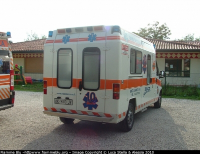 Fiat Ducato II Serie
Nico Soccorso - Migliarino
Ambulanza Nico 10 Ex ambulanza di emergenza ora adibita ai trasporti ordinari
Parole chiave: Fiat Ducato_IISerie Ambulanza