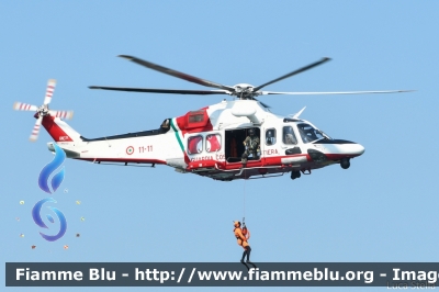 Agusta-Westland AW139
Guardia Costiera
3° Nucleo Aereo Guardia Costiera Pescara
11 - 11
Parole chiave: Agusta-Westland AW139 CP11-11 Air_show_2019 bValore_Tricolore_2019