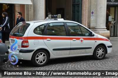 Renault Scenic II serie
Croce Rossa Italiana
 Comitato Provinciale di Ferrara
 EX CRI Modena
 CRI A 498 A
Parole chiave: Renault Scenic_IIserie CRIA498A Automedica