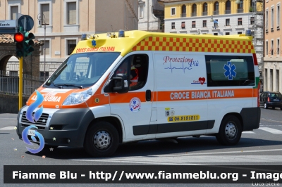 Fiat Ducato X250
Croce Bianca Italiana Roma
Parole chiave: Fiat Ducato_X250 Ambulanza Festa_della_Repubblica_2015