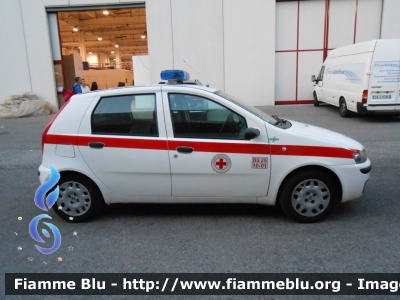Fiat Punto II serie
Croce Rossa Italiana 
Comitato Provinciale Brescia
CRI 134 AC
Parole chiave: Fiat Punto_IIserie CRI134AC Reas_2012