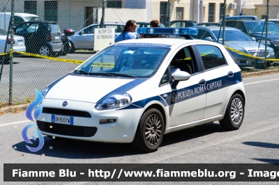 Fiat Punto VI serie
Polizia Roma Capitale
Parole chiave: Fiat Punto_VIserie Festa_della_Repubblica_2015