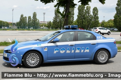 Alfa Romeo 159
Polizia di Stato
Polizia Stradale
POLIZIA F7298
Parole chiave: Alfa-Romeo 159 POLIZIAF7298 Giro_D_Italia_2019